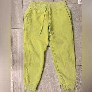 Lululemon Athletica Wasabi Green Scuba Joggers